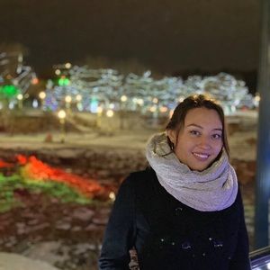 Meet your Posher, Emily